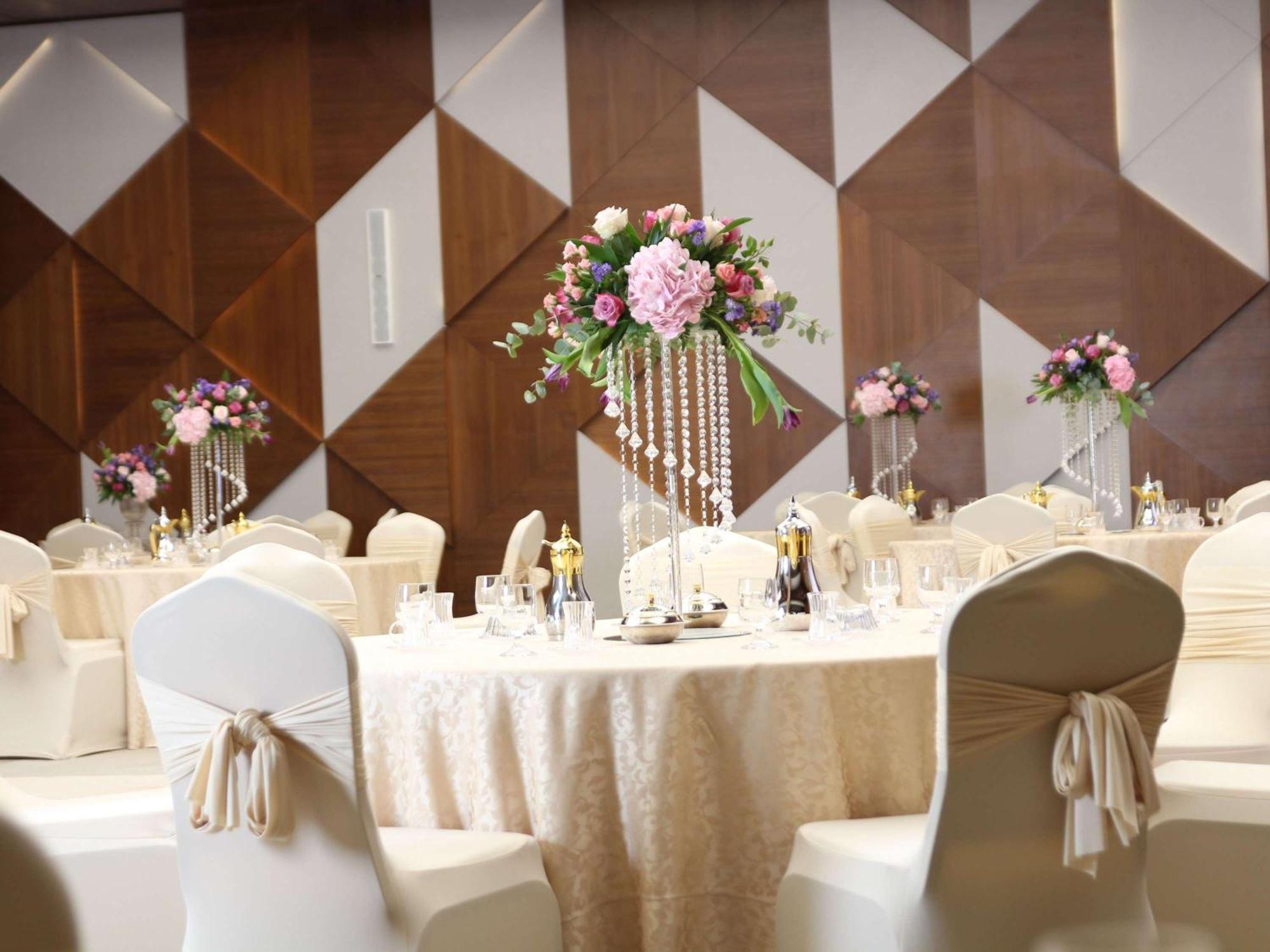 Swissotel Living جدة المظهر الخارجي الصورة The ballroom